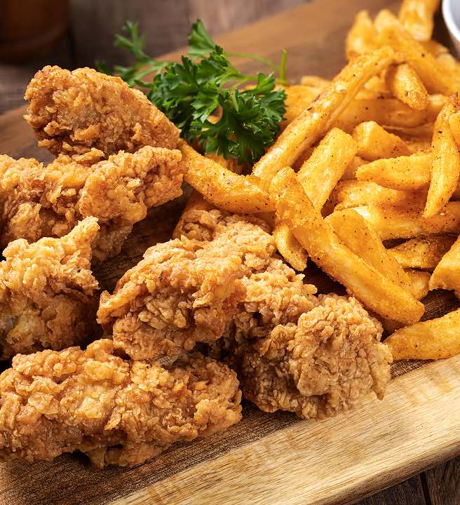 Cibi fritti patatine nuggets